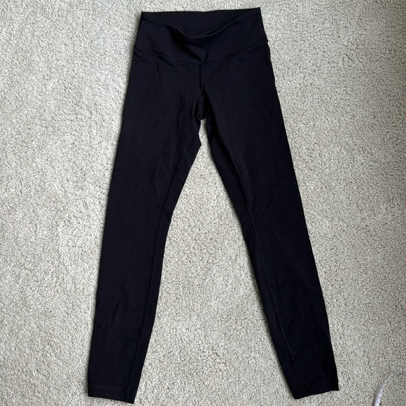 Lululemon Wunder Under Leggings - Picture 1 of 4